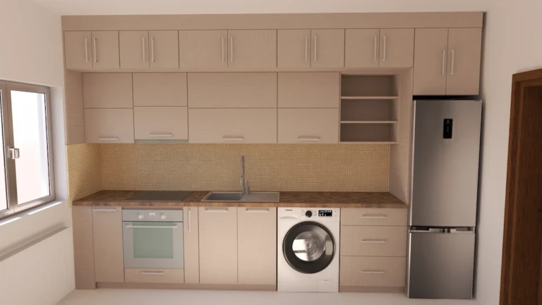 Монохромна кухня с хладилник, открити рафтове и уреди по стената